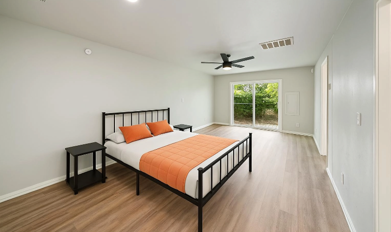 Tulsa House: 610 West Fairview Street