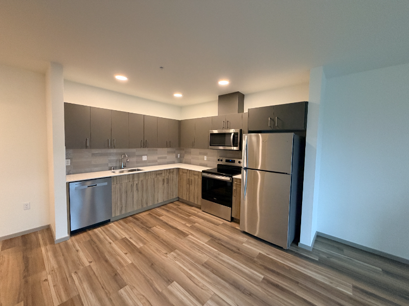 Renton Apartment: 2950 NE 11th St