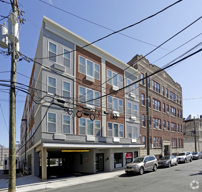 orange Apartment: 20 canfield st