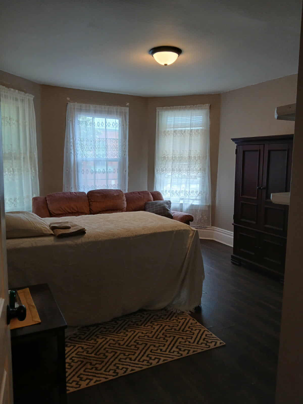 New Kensington Multiplex: 869 Kenneth Ave