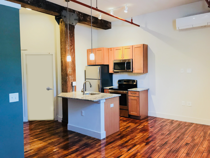 Lancaster Apartment: 425 N. Prince St. Apt. 107