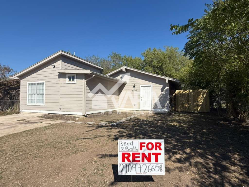 San Antonio House: 5507 Prairie Flower