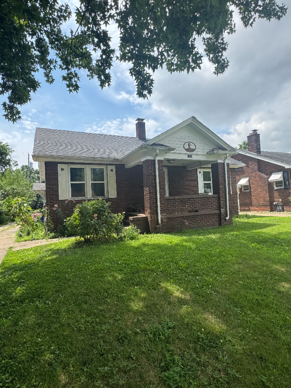 Decatur House: 1453 E Clay St.
