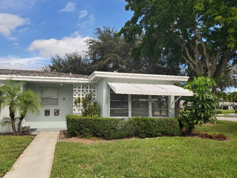 Delray Beach Condo: 277 High Point Ct W