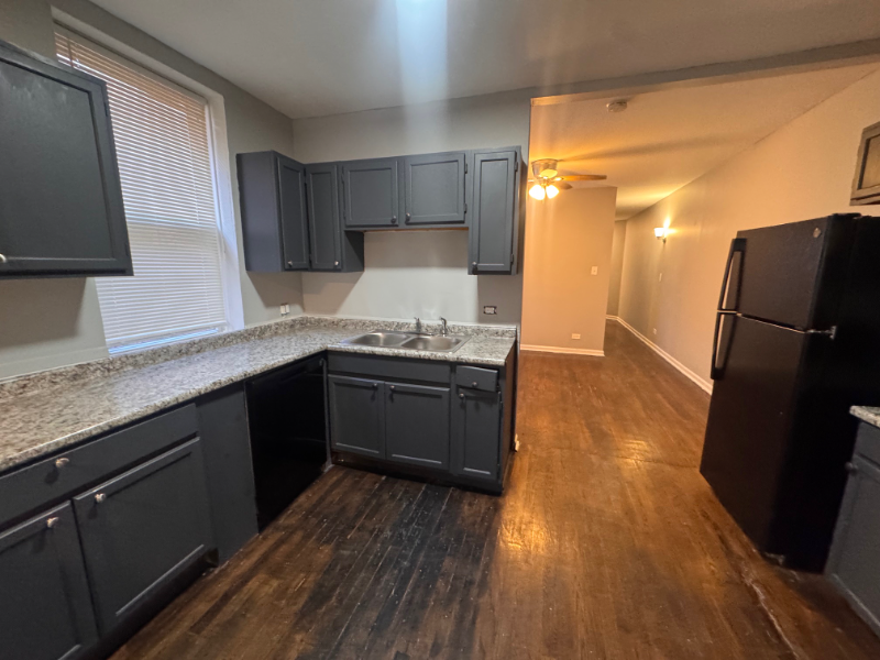 Chicago Apartment: 5901-5911 Huron