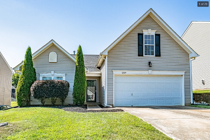 charlotte House: 12819 slade castle ct