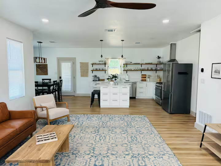 Schertz House: 311 Church ST