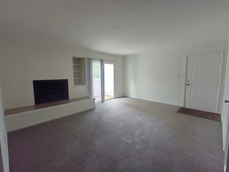 Lynchburg Apartment: 600 Reusens Road