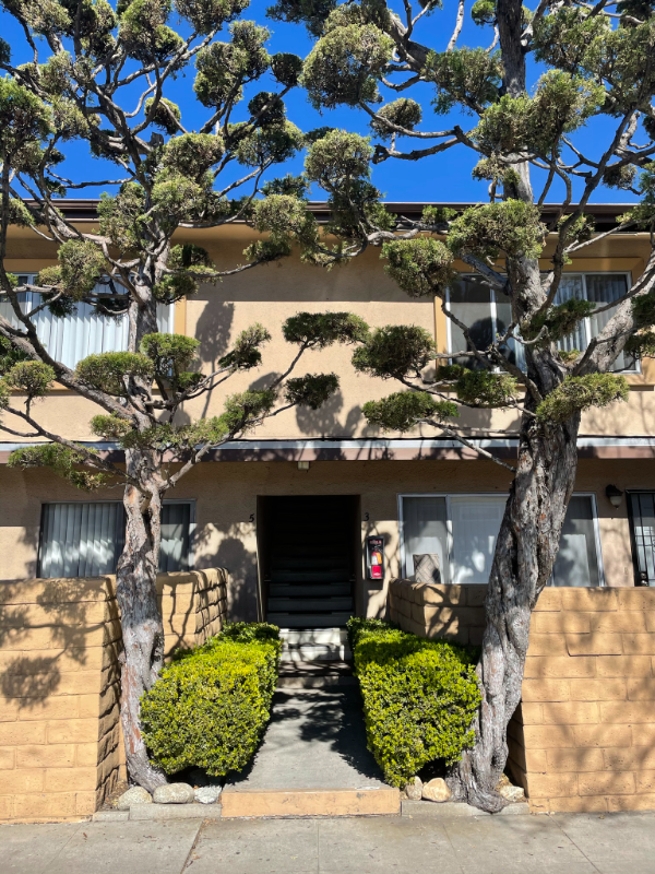 Pasadena Apartment: 721 Cordova St