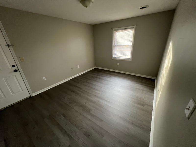 Paducah Apartment: 107 Molloy