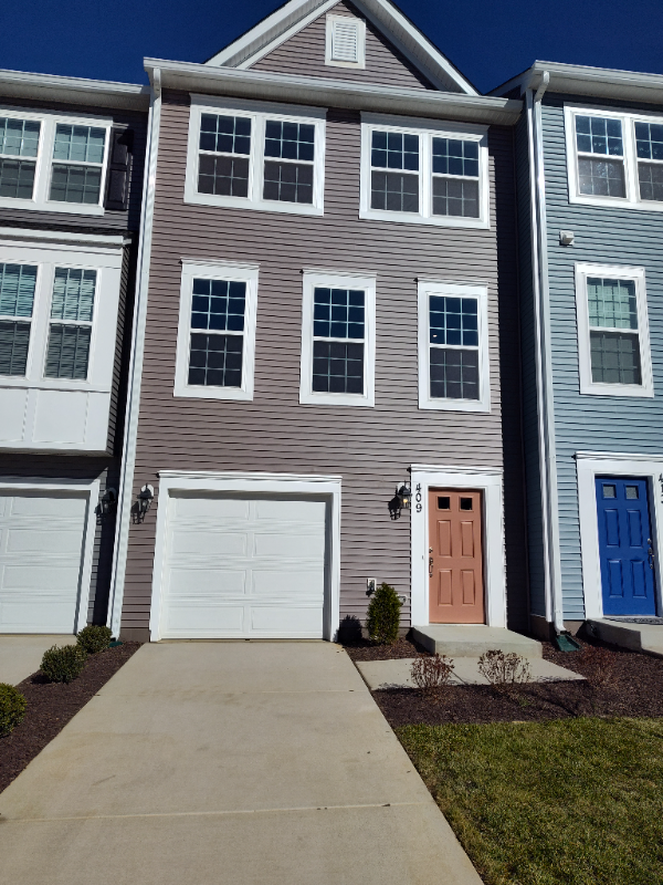 Waynesboro Townhome: 409 Willowshire Court