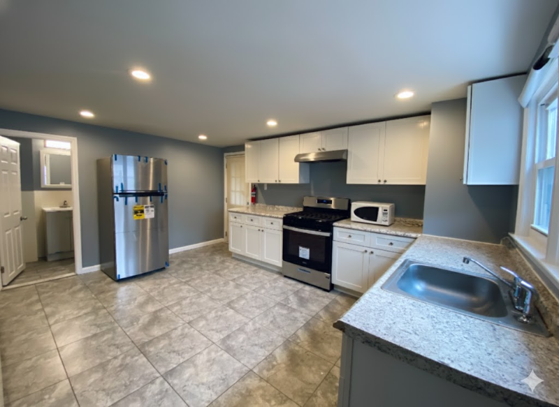 New Brunswick Other: 300 Block Townsend St Unit 1