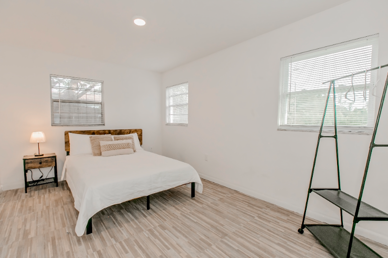 Orlando Single Room: 5196 Lescot Lane