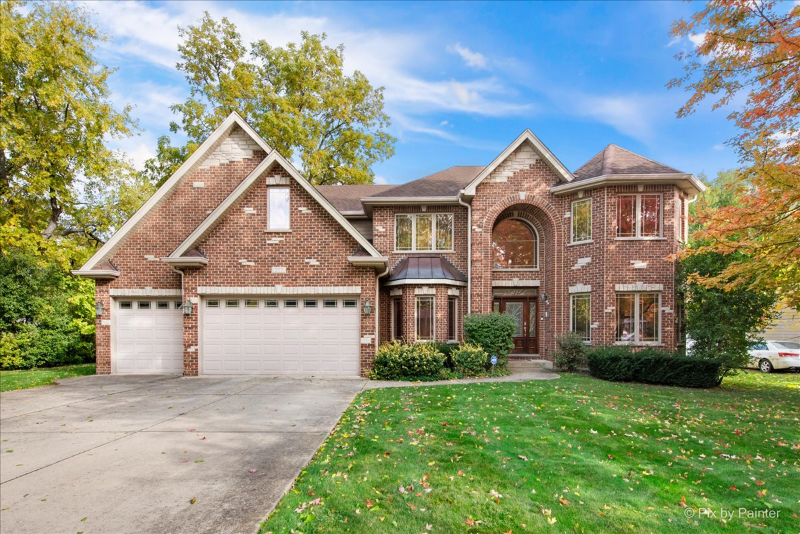 Wood Dale House: 277 Harvey Ave