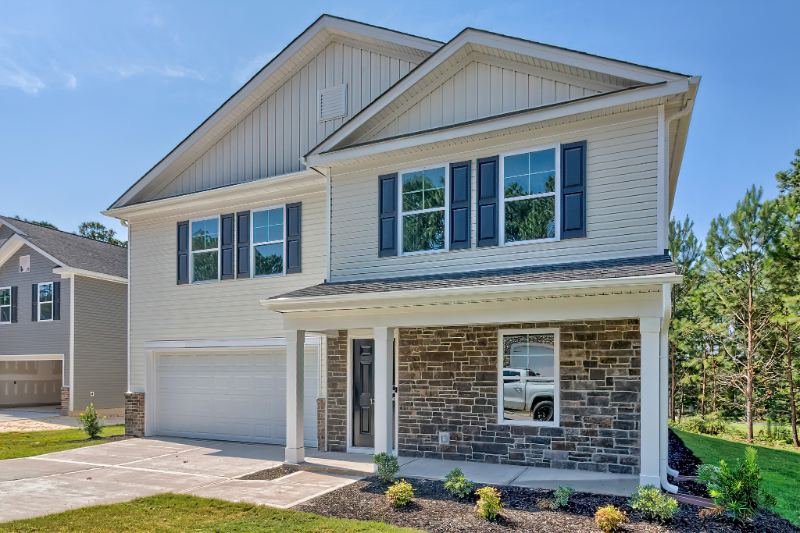 Batesburg House: 695 W Columbia Avenue