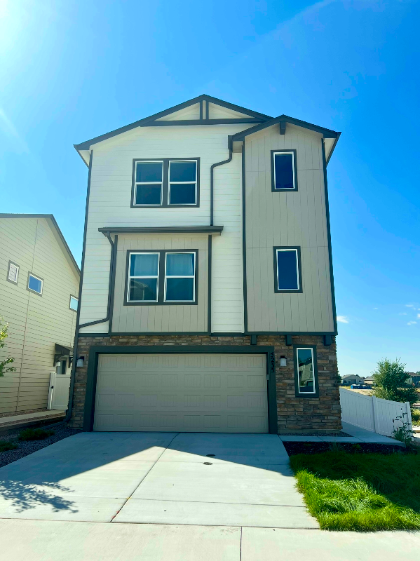 Colorado Springs House: 5235 Aeroglide Loop