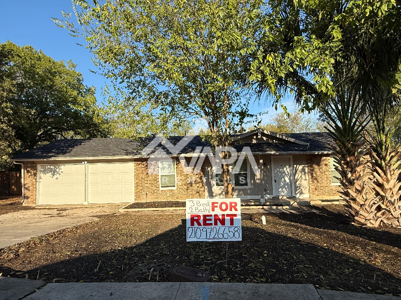 San Antonio House: 8350 Hastings