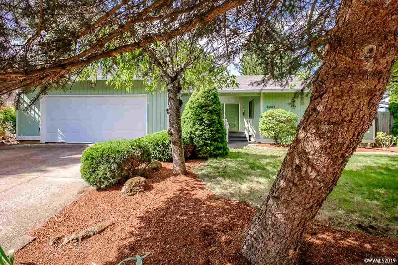 SALEM Single Room: 3467 Centennial Drive Northwest