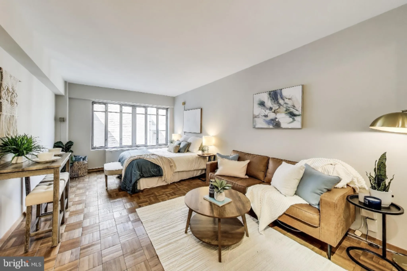 Washington Condo: 1711 Massachusetts Ave NW