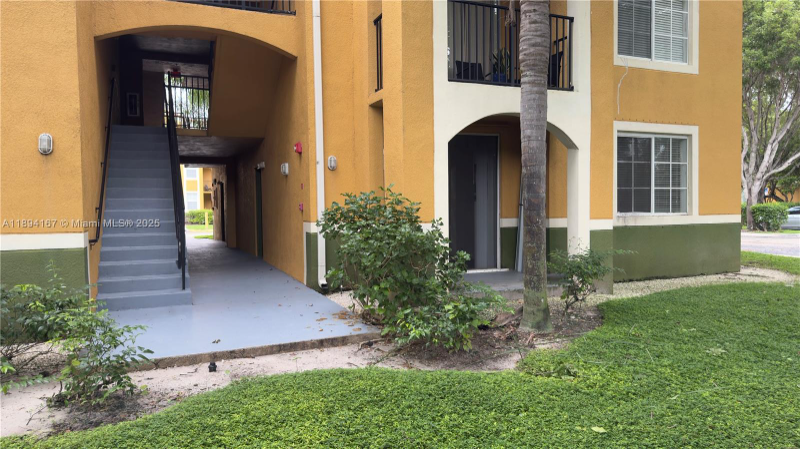 Miramar Condo: 2440 E Preserve Way