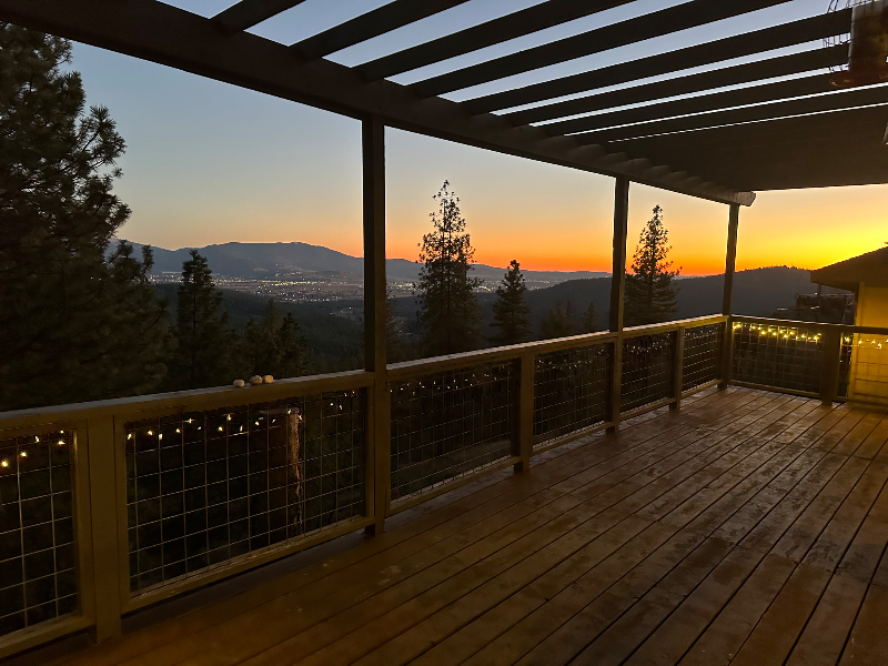 Spokane House: 19602 E Onyx Lane