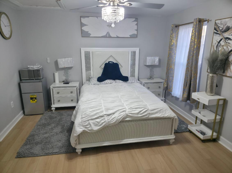 Hanover Single Room: 111 Fawn Hill Road