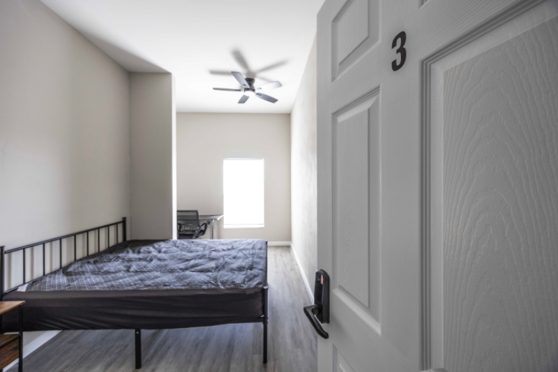 Cape Coral Single Room: 3300 NW 15th Ln