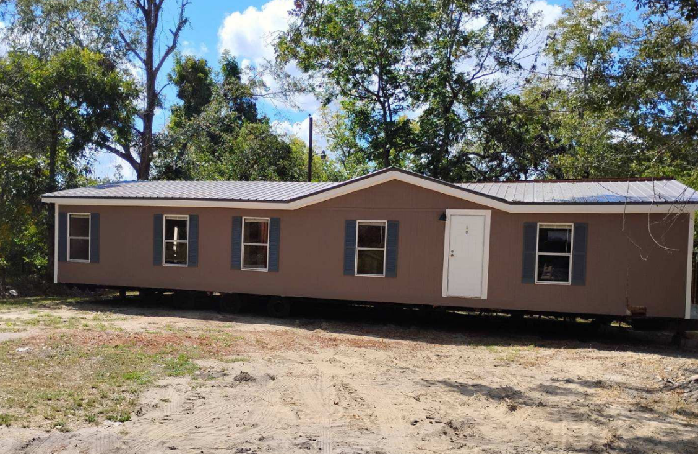 Baxley House: 51 Foundry St
