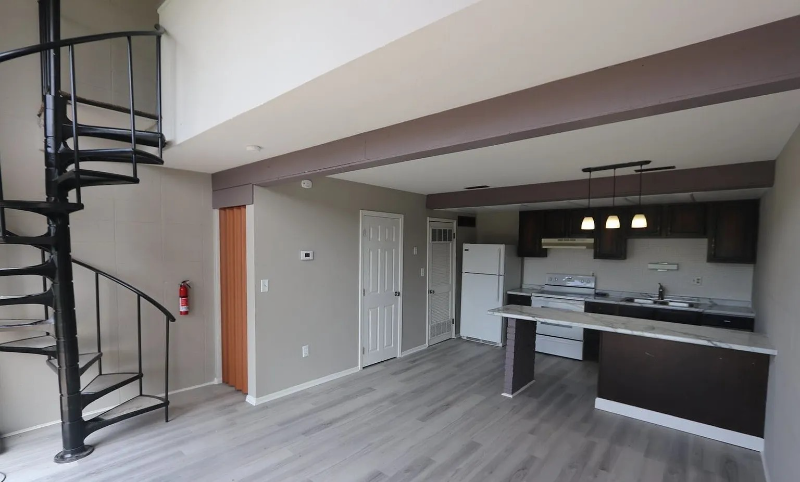 Arnold Apartment: 765 Lonedell Rd