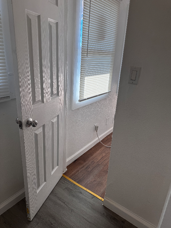 Fontana Apartment: 8557 juniper ave