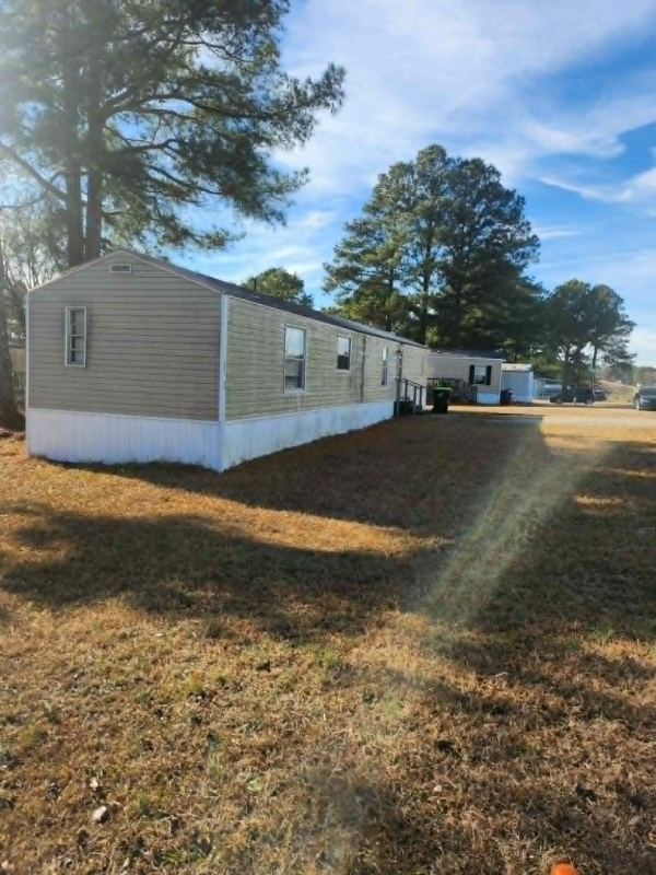 Raleigh House: 1201 Orchard Farm Lane