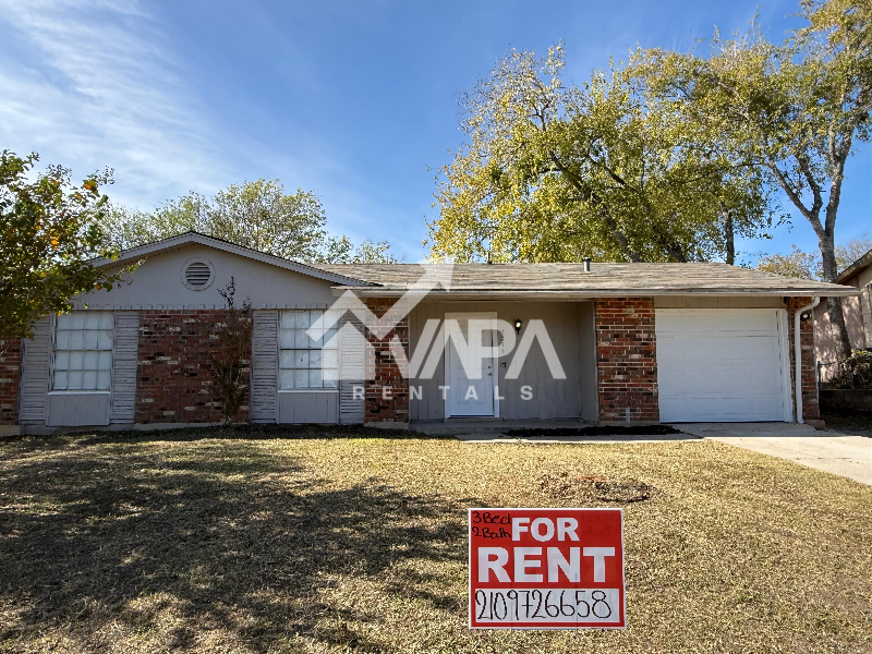 San Antonio House: 7319 Walnut Valley