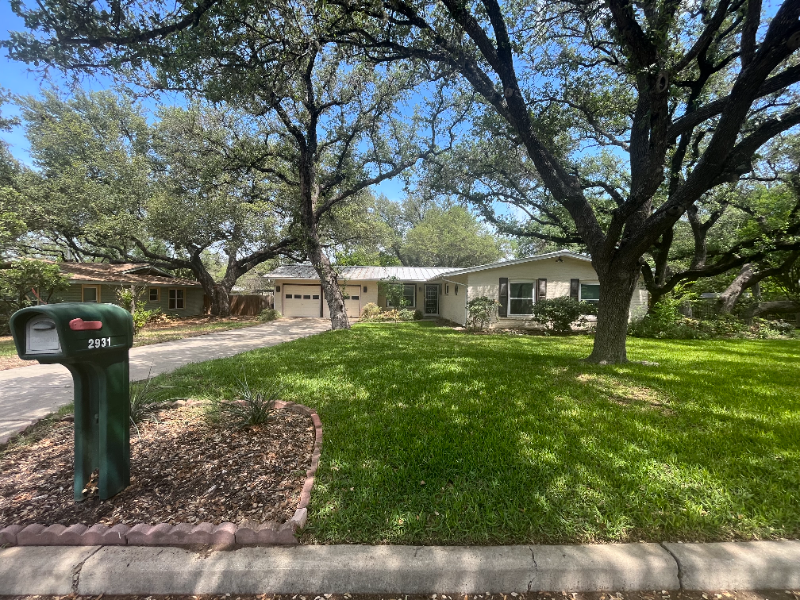 San Antonio House: 2931 Chisolm Trail