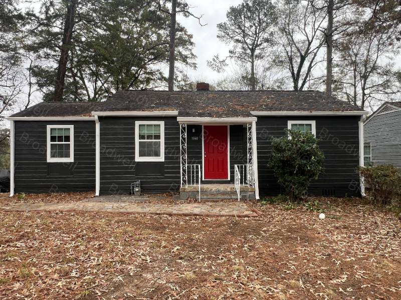 Atlanta House: 1860 Broadwell ST SW