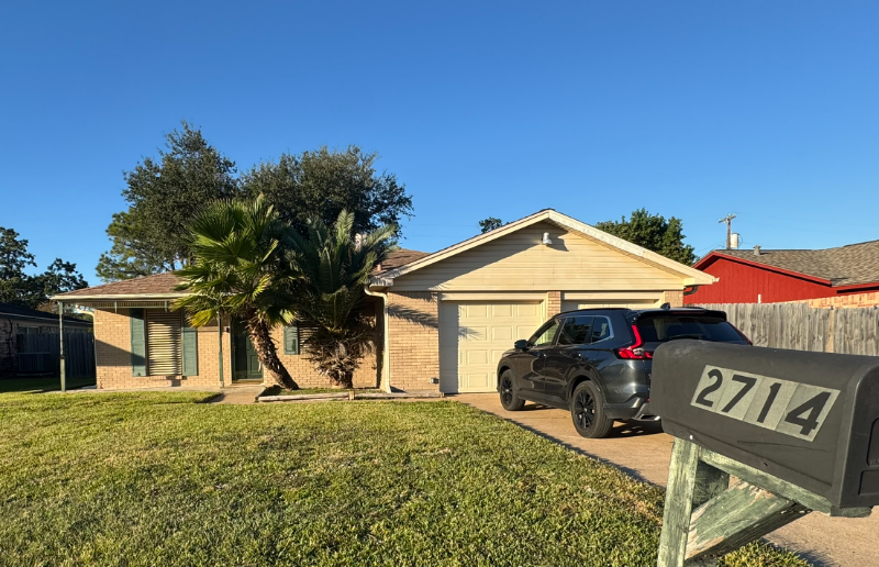 Texas City House: 2714 5th Ave N