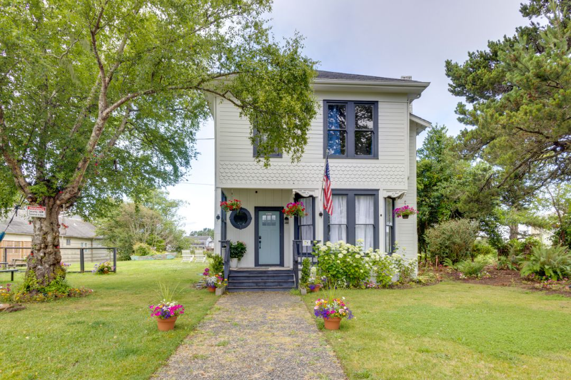 Seaside House: 414 S Holladay Dr