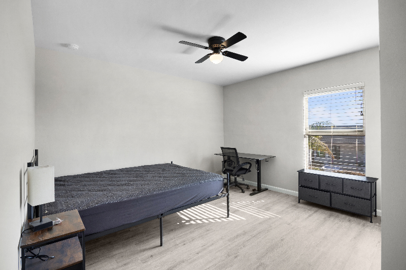 Cape Coral House: 3300 NW 15th Ln