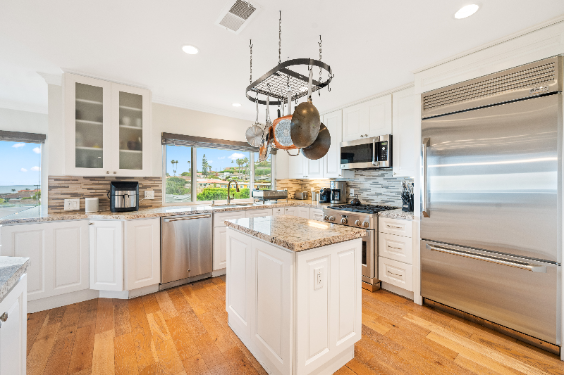 La Jolla House: 5662 Ladybird Lane