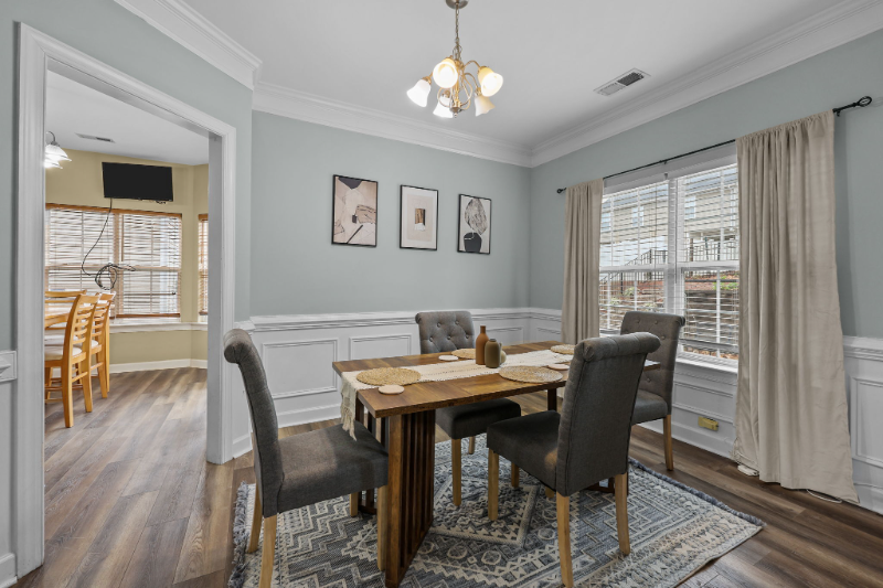 Concord House: 2888 Watercrest Dr NW