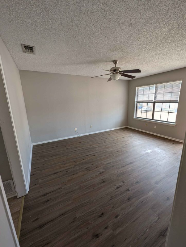 Copperas Cove Multiplex: 1303 Brown Dr