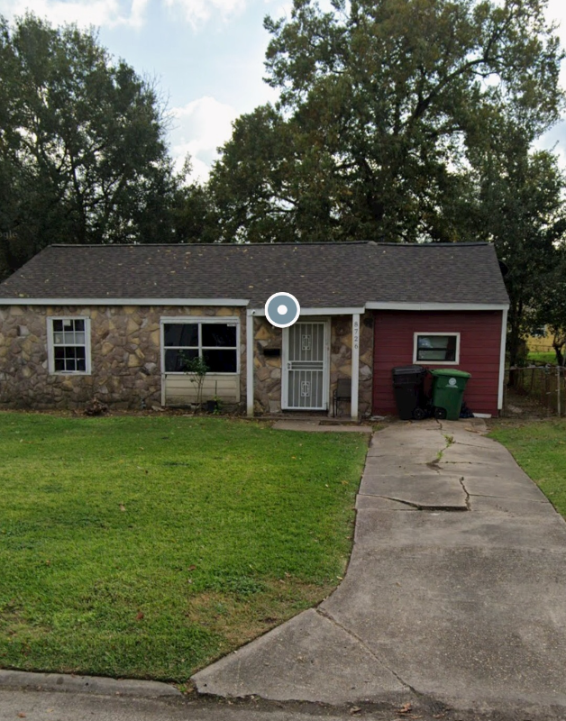 Houston House: 8726 Josie