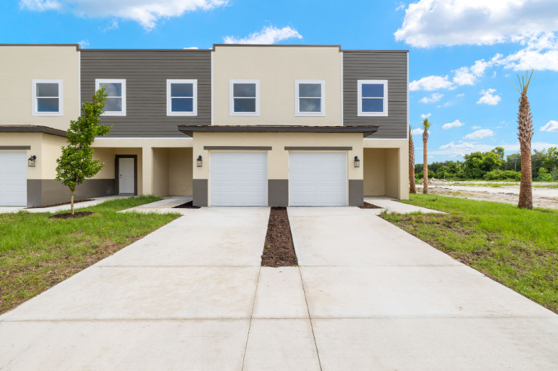 Fort Myers Apartment: 14985 Sunset Eve LP