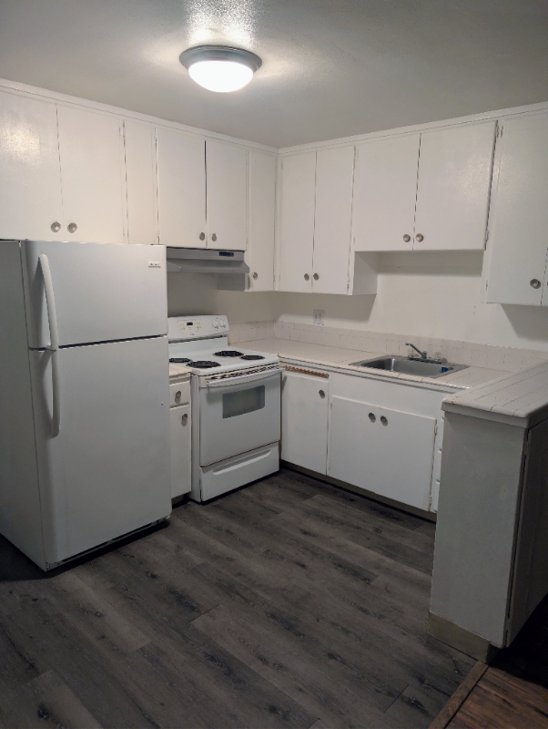 Stockton Apartment: 1025 N. Madison Street #1