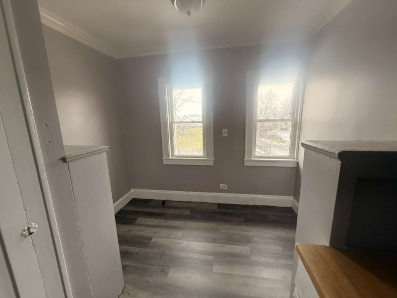 Cleveland Apartment: 14300 Lakeshore Blvd