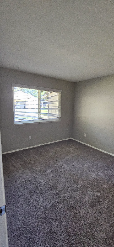 Moorpark Townhome: 14886 Reedley St