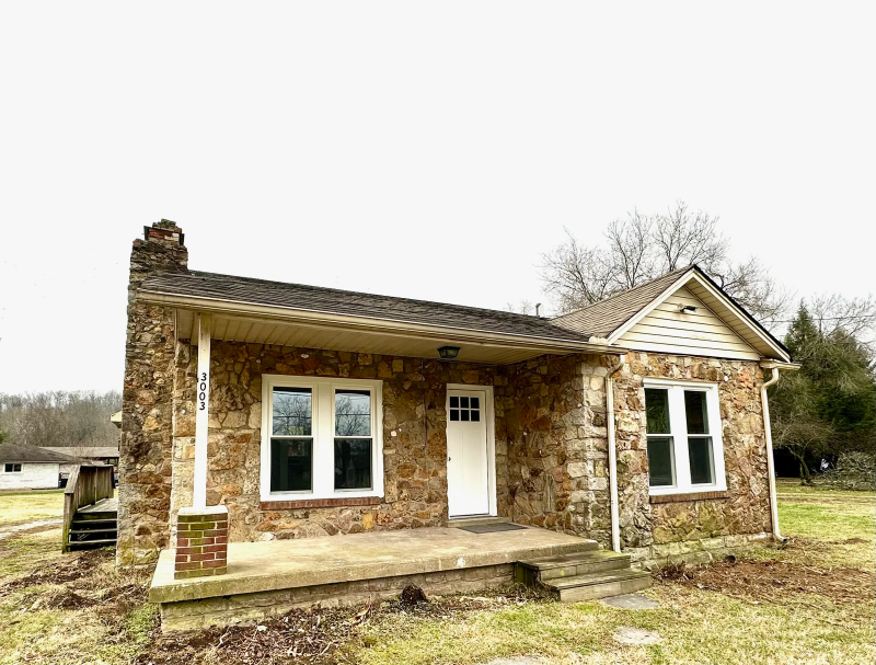 Hendersonville House: 3003 Tyree Springs Road