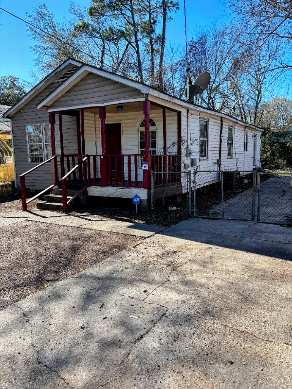 Baton Rouge House: 4049 North 38th