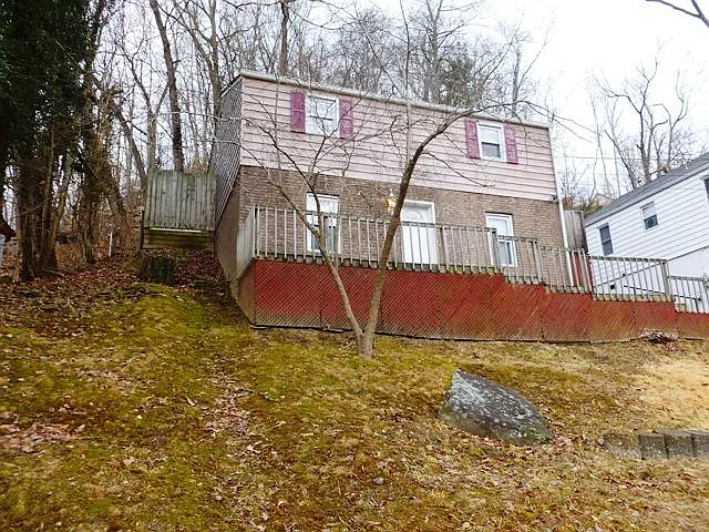 Charleston House: 23 Lance dr