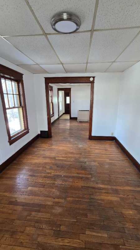 ENDICOTT Multiplex: 1706 TRACY STREET