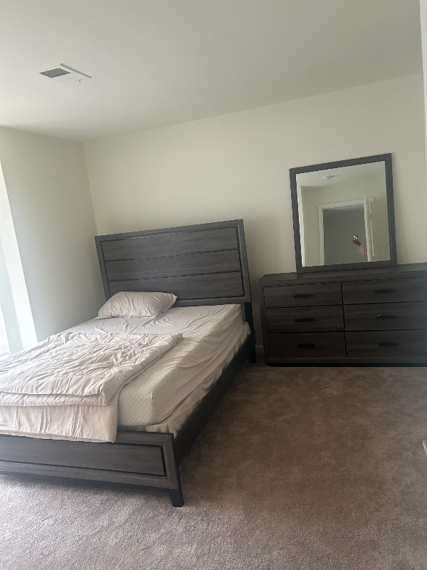Germantown Single Room: 18705 Sparkling Water Dr